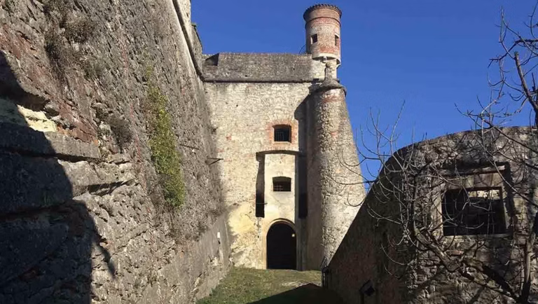 Le château de Montbrun trouve enfin un nouveau propriétaire